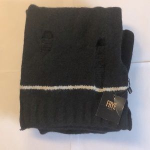 FRYE partial merino wool/cashmere black scarf